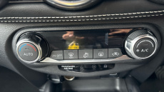 Nissan Juke 1.0 DiG-T 114 N-Connecta 5dr DCT Petrol Hatchback